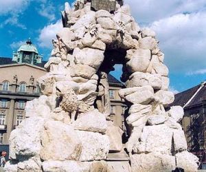 Kašna Parnas na Zelném trhnu